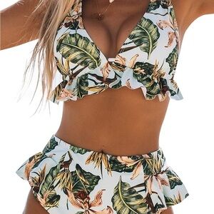 Tropical Leaf Print Bikini Set Brand Sporlike, off of Amazon new with tags …XL
